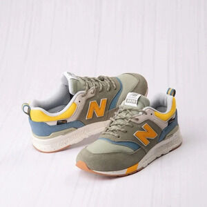 New Balance 997H Sneakers in youth 7